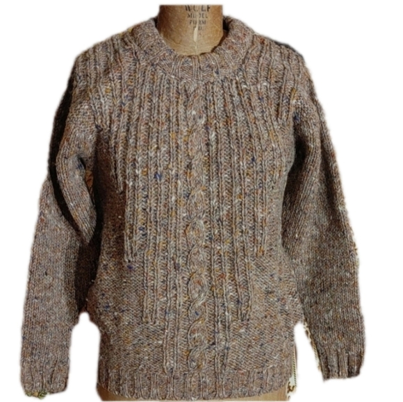 ⁹Vintage Irish wool sweater. Pristine - Picture 1 of 9